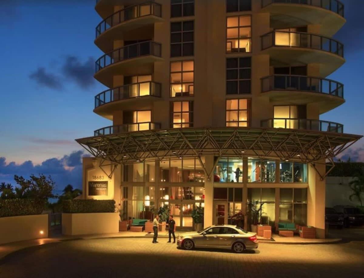 Beachfront Resort Pool Ocean View Balcony Miami Beach Bagian luar foto
