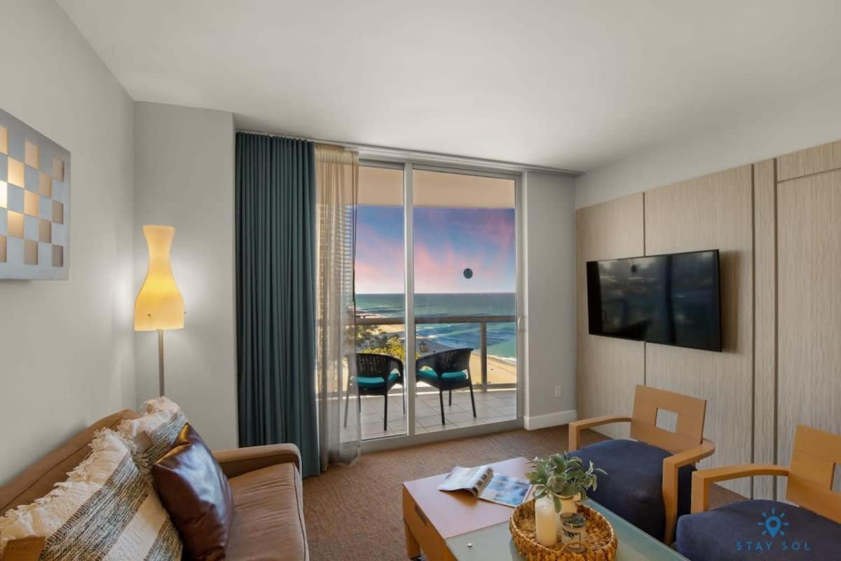 Beachfront Resort Pool Ocean View Balcony Miami Beach Bagian luar foto
