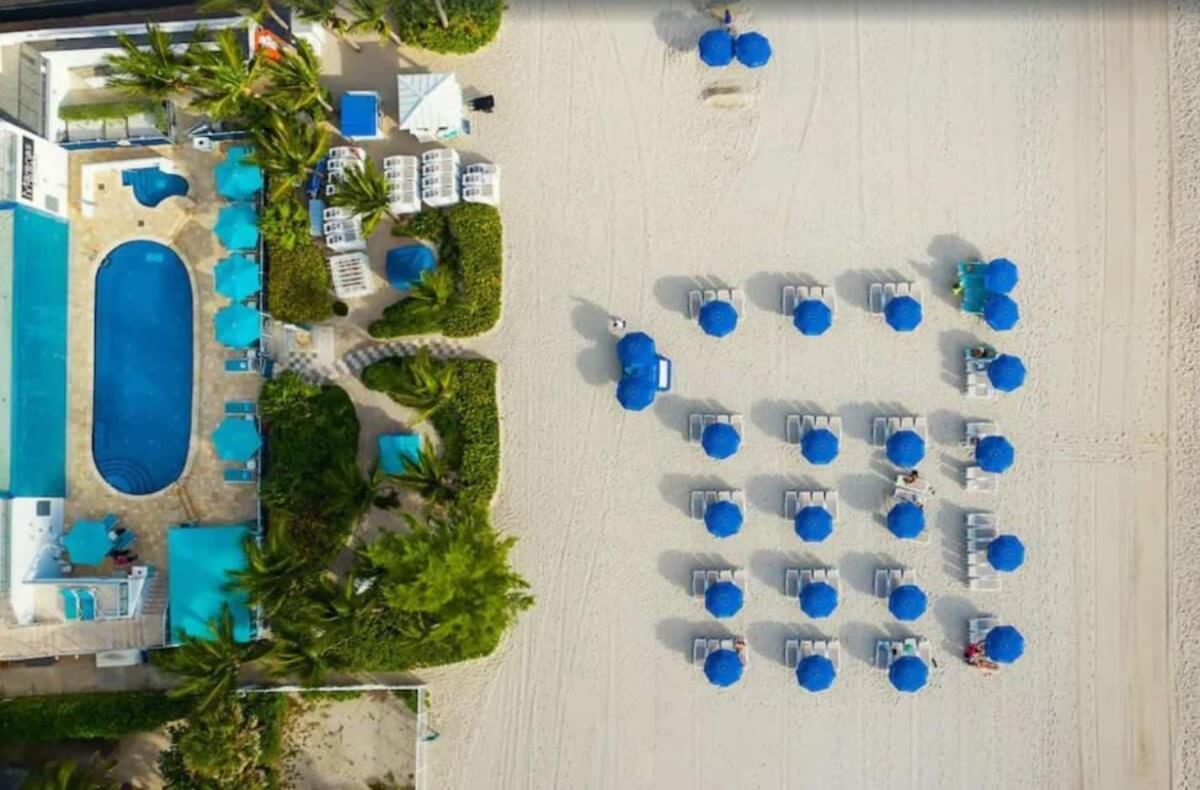 Beachfront Resort Pool Ocean View Balcony Miami Beach Bagian luar foto